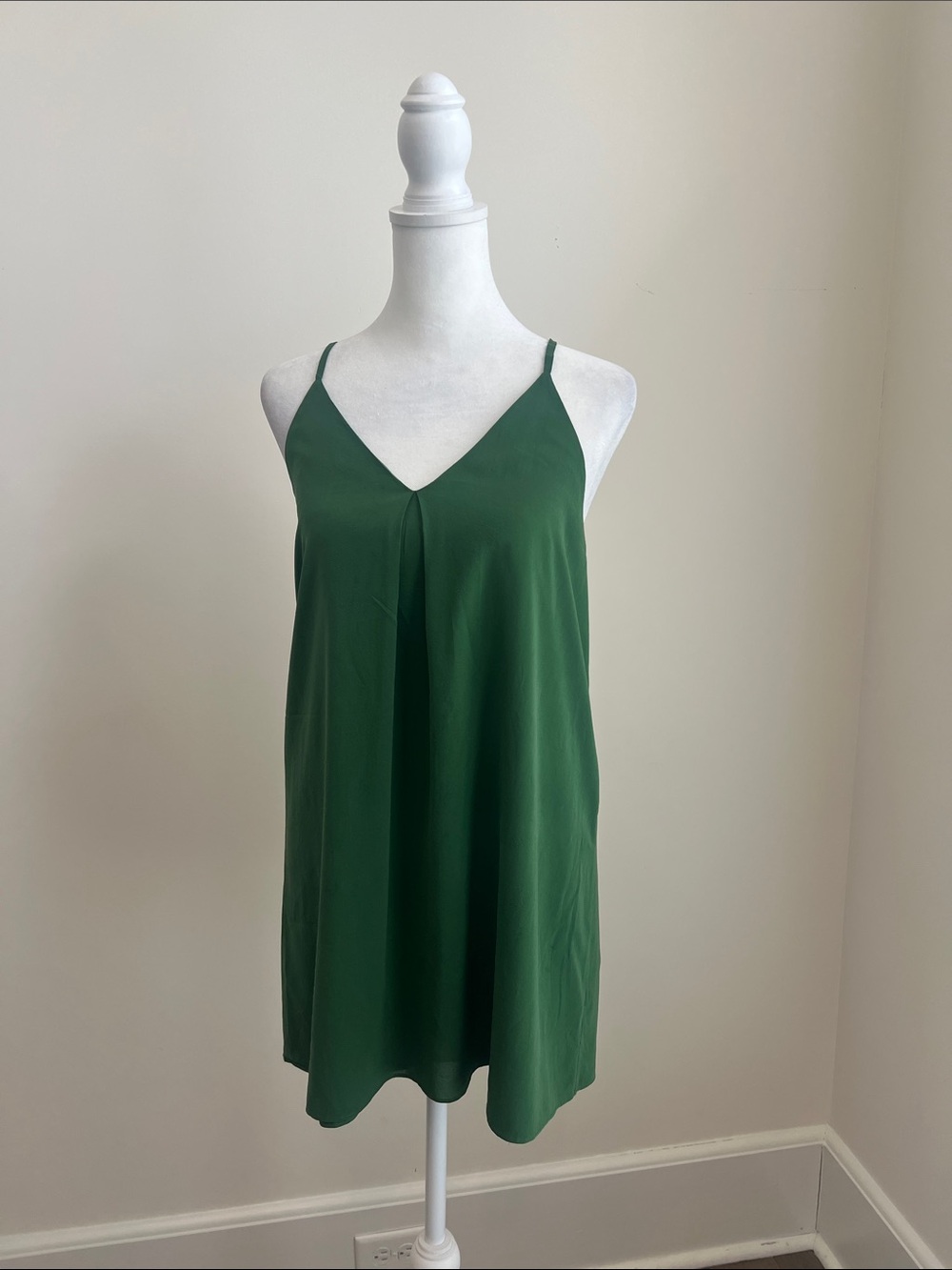 Women’s Alice + Olivia dress spaghetti strap dress size XS green